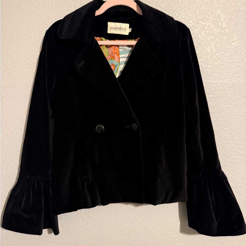 Maestro Women's Velvet Black Pea Coat. This 🤩 Come On!! Size Medium.
